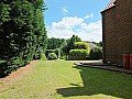 5 bedroom detached house, secure/private yard on 2 acre plot